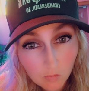 Meet your Posher, Michele